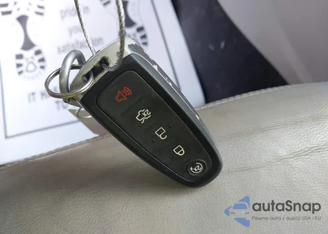 2017 Ford Escape Titanium из США, поврежденный, VIN 1FMCU0J91HUE56815